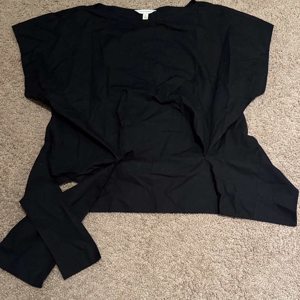 Banana Republic Classic Black Top